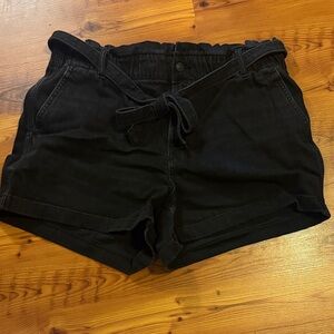American Eagle Outfitters High-Waist Black Shorts